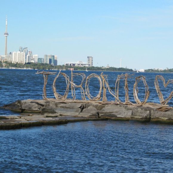 Meet your Posher, Sandra - Picture 1 of 1